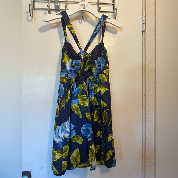 Hollister | Floral mini dress - Picture 3 of 5